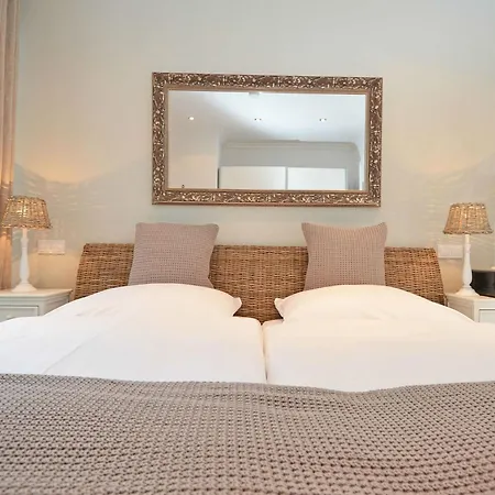 Paula - Wg03 Strandnah Mit Kamin, Terrasse, Balkon Villa Sellin (Rugen)