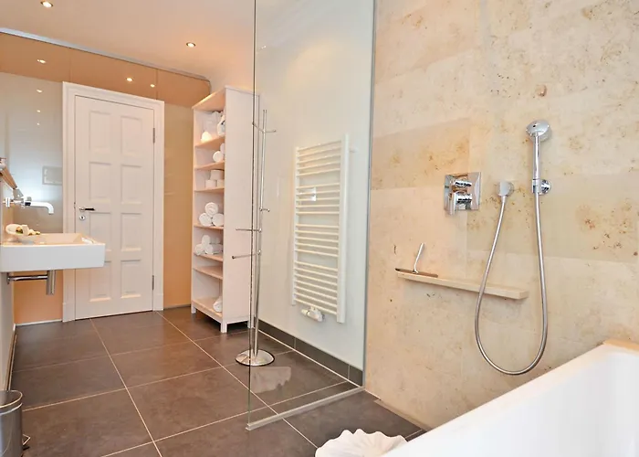 Villa Paula - Wg03 Strandnah Mit Kamin, Terrasse, Balkon