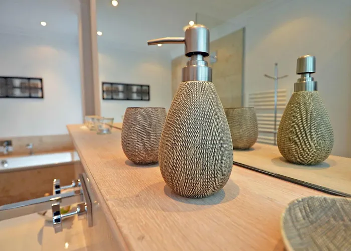 Villa Paula - Wg03 Strandnah Mit Kamin, Terrasse, Balkon *