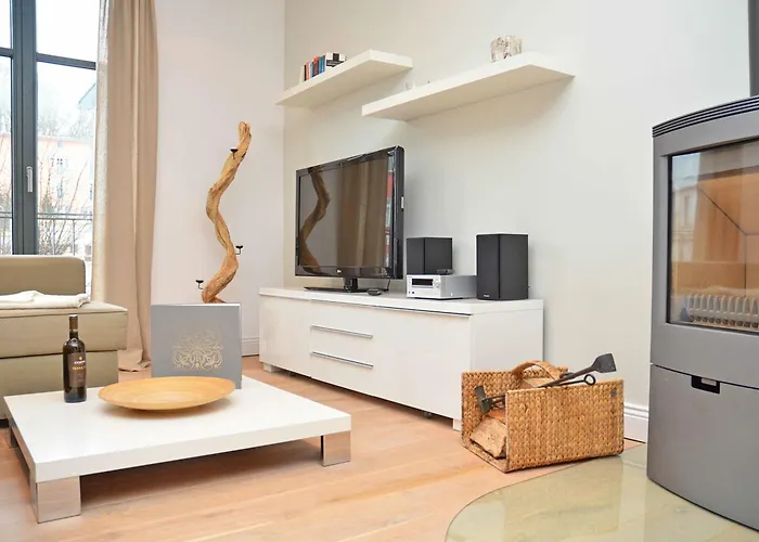 Villa Paula - Wg03 Strandnah Mit Kamin, Terrasse, Balkon Sellin (Rugen)